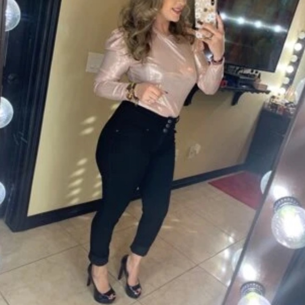 Puff Sleeve champagne Metallic Fitted Blouse - Picture 6 of 10